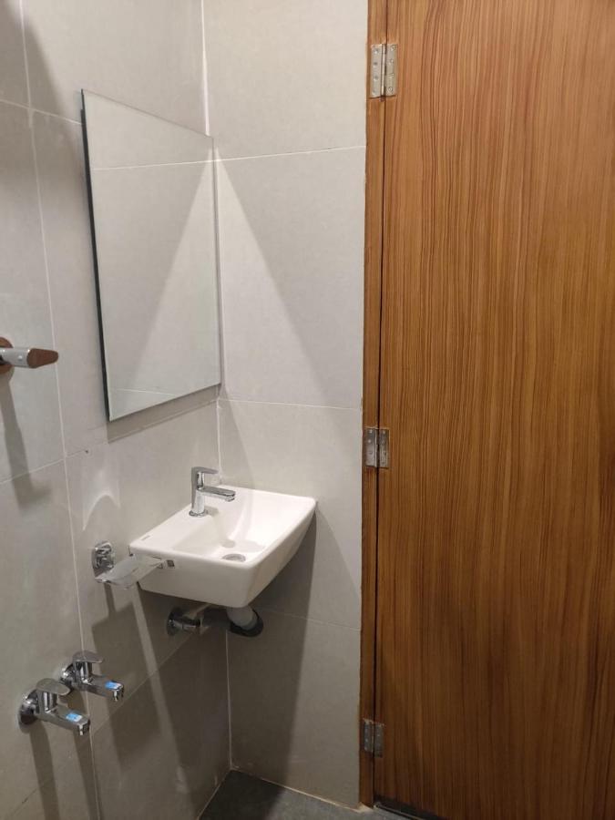 Sri Balaji Lodging Hotel Tiruchchendūr Kültér fotó