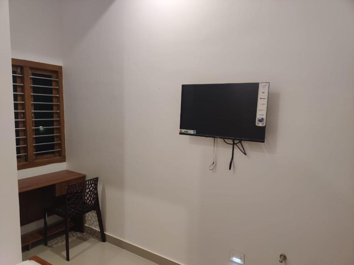 Sri Balaji Lodging Hotel Tiruchchendūr Kültér fotó