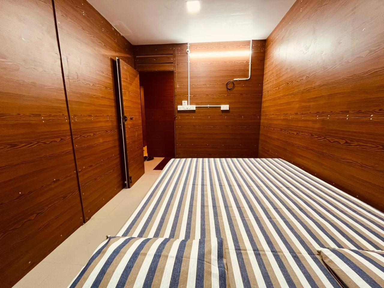 Sri Balaji Lodging Hotel Tiruchchendūr Kültér fotó